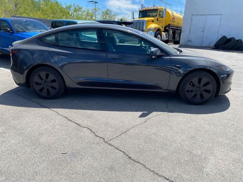 Used 2025 Tesla Model 3 Long Range RWD image 5