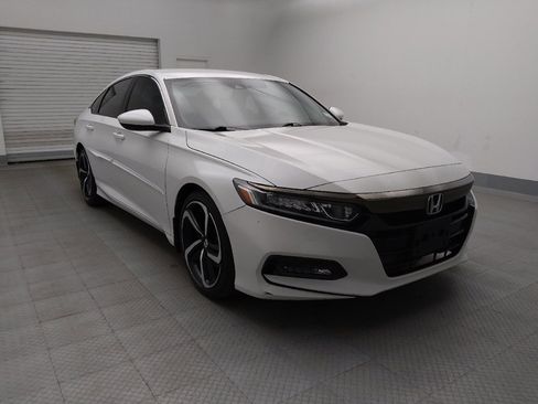 Used 2019 Honda Accord Sport image 13