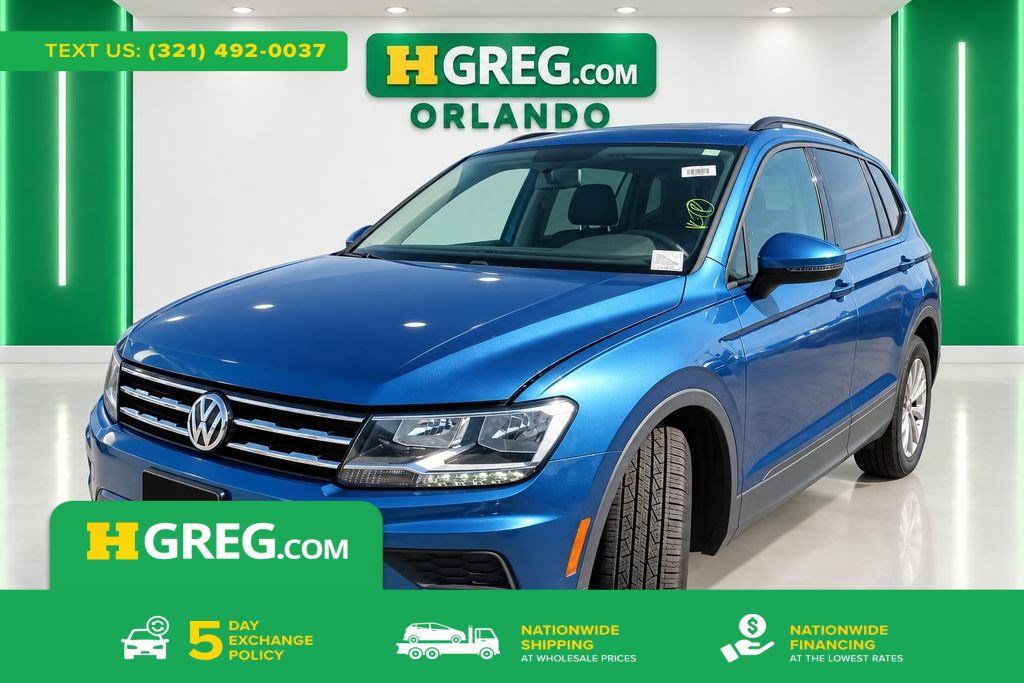 Used 2018 Volkswagen Tiguan S w/ 3rd Row Seat Package AWD/4WD image 1