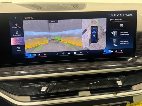 Used 2026 BMW X5 xDrive50e w/ M Sport Package image 11