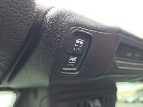 Used 2025 Jeep Wrangler Unlimited Rubicon 4xe w/ Safety Group AWD/4WD image 38