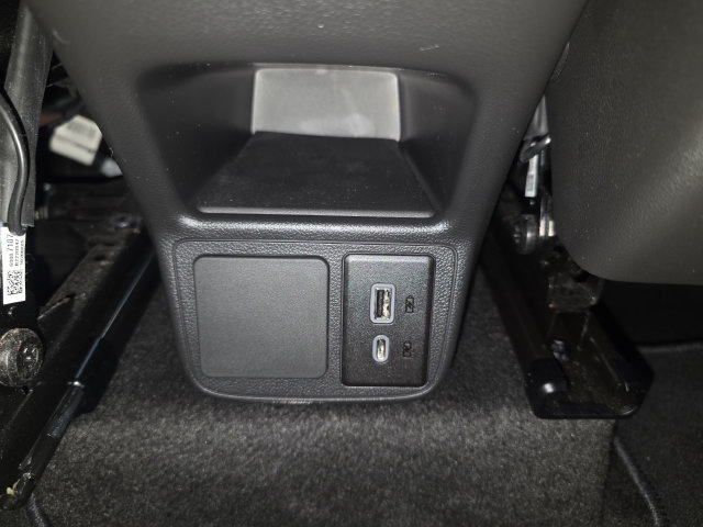 Used 2022 Buick Encore GX Preferred w/ Cold Weather Comfort Package FWD image 27