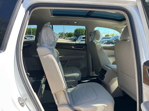 New 2026 Volkswagen Atlas SE FWD image 41