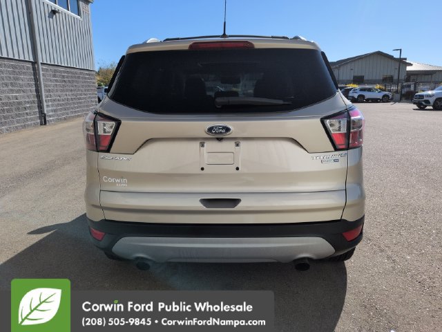 Used 2017 Ford Escape Titanium AWD/4WD image 4
