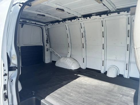 Used 2023 Chevrolet Express 2500 w/ Driver Convenience Package image 22