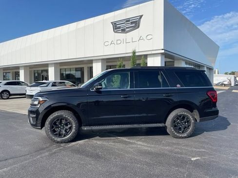 Used 2024 Ford Expedition Timberline AWD/4WD image 2