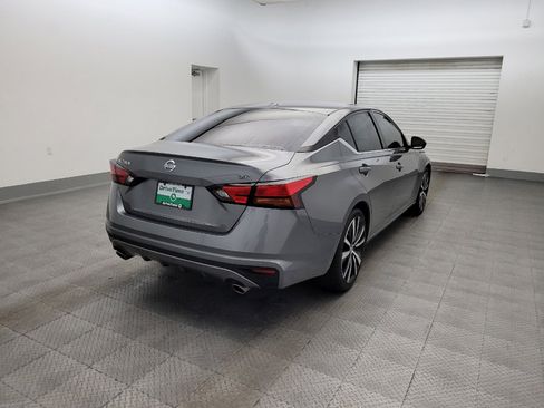 Used 2021 Nissan Altima 2.5 SR FWD image 9
