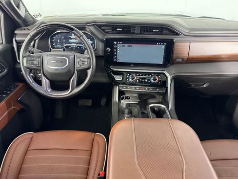 Used 2024 GMC Sierra 1500 Denali Ultimate image 12