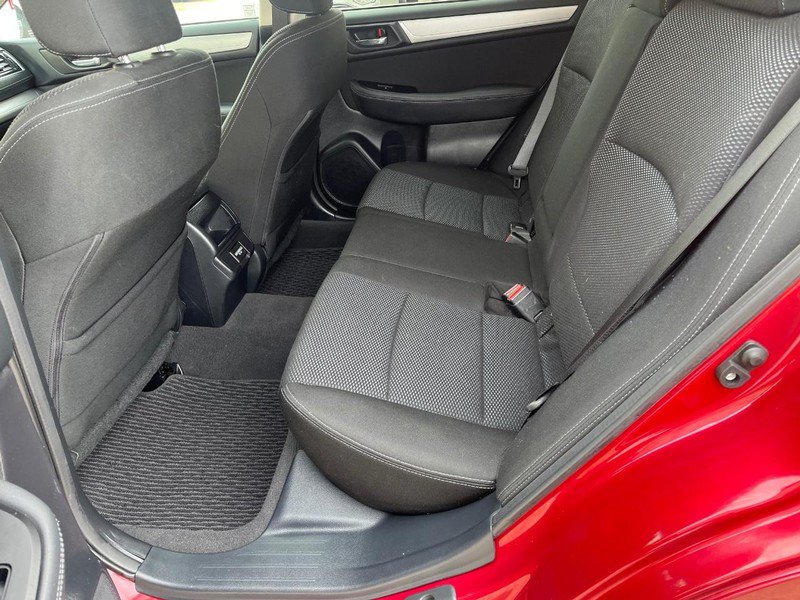 Used 2018 Subaru Outback 2.5i Premium AWD/4WD image 8