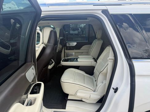 Used 2018 Lincoln Navigator L Black Label w/ Cargo Package image 18