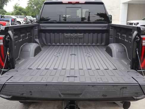 New 2026 GMC Sierra 2500 Denali Ultimate AWD/4WD image 8
