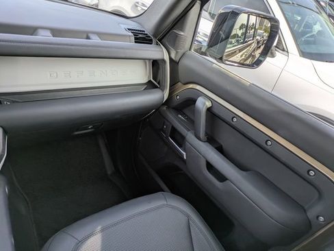 Used 2025 Land Rover Defender 110 S AWD/4WD image 13