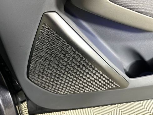 Used 2024 Kia EV9 Land image 31