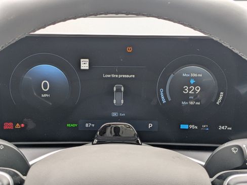 Certified 2026 Hyundai Ioniq 9 SE AWD/4WD image 31