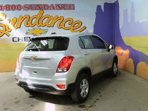 Used 2018 Chevrolet Trax LS AWD/4WD image 8