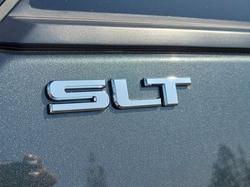 Used 2020 GMC Terrain SLT w/ Preferred Package FWD image 35