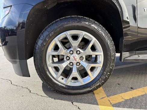 Used 2015 Chevrolet Tahoe LT image 27