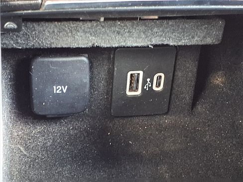 Used 2021 Lincoln Corsair AWD w/ Sport Package image 9