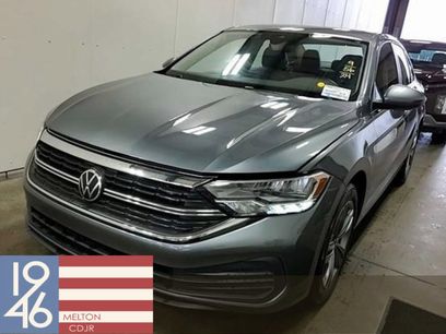 Used 2024 Volkswagen Jetta SE