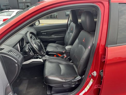 Used 2011 Mitsubishi Outlander Sport ES FWD image 28