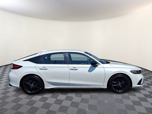 Used 2022 Honda Civic Sport image 8