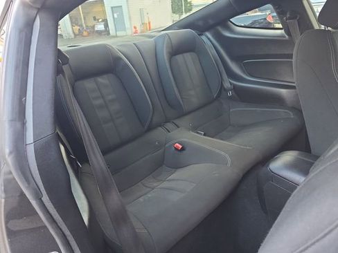 Used 2019 Ford Mustang Coupe image 11