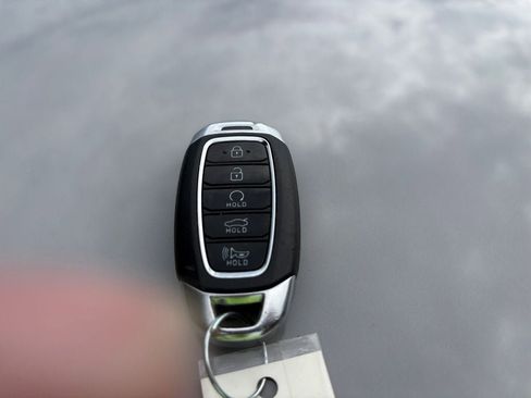 Used 2021 Hyundai Elantra SEL FWD image 32