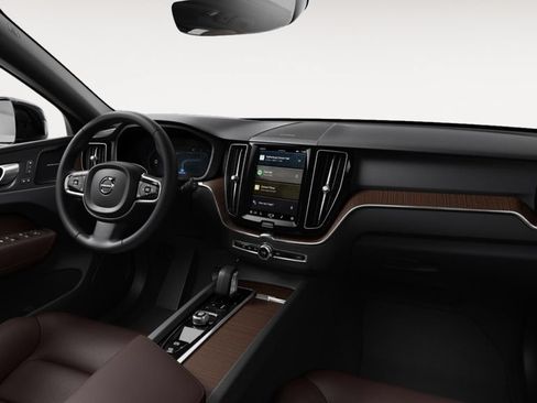 Certified 2024 Volvo XC60 B5 Plus w/ Climate Package AWD/4WD image 6