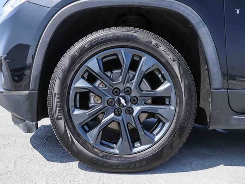 Used 2020 Chevrolet Traverse RS w/ LPO, Floor Liner Package FWD image 10