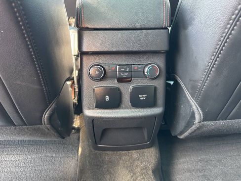 Used 2018 Ford Explorer Sport w/ Equipment Group 401A AWD/4WD image 33