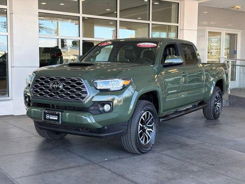 Certified 2022 Toyota Tacoma TRD Sport w/ TRD Premium Sport Package RWD image 2