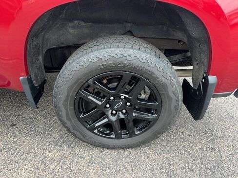 Used 2023 Chevrolet Silverado 1500 LT Trail Boss w/ Convenience Package II AWD/4WD image 9