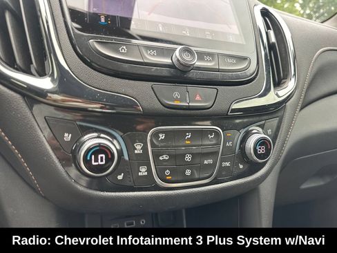 Used 2024 Chevrolet Equinox Premier AWD/4WD image 18
