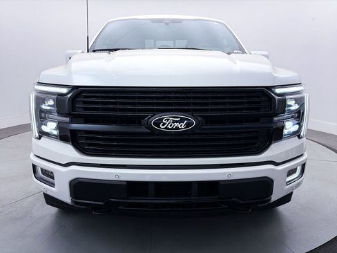 Used 2025 Ford F150 Platinum w/ FX4 Off-Road Package image 15