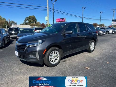Used 2023 Chevrolet Equinox LT w/ Driver Convenience Package image 3