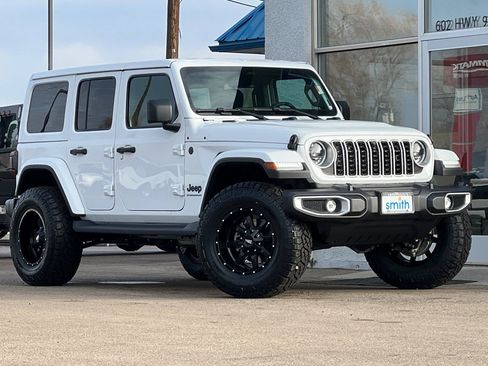 New 2026 Jeep Wrangler Unlimited Sahara AWD/4WD image 2