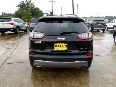 Used 2020 Jeep Cherokee Limited image 12