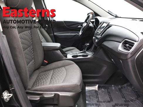Used 2019 Chevrolet Equinox LT AWD/4WD image 24