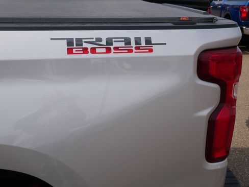 Used 2021 Chevrolet Silverado 1500 Custom Trail Boss image 18