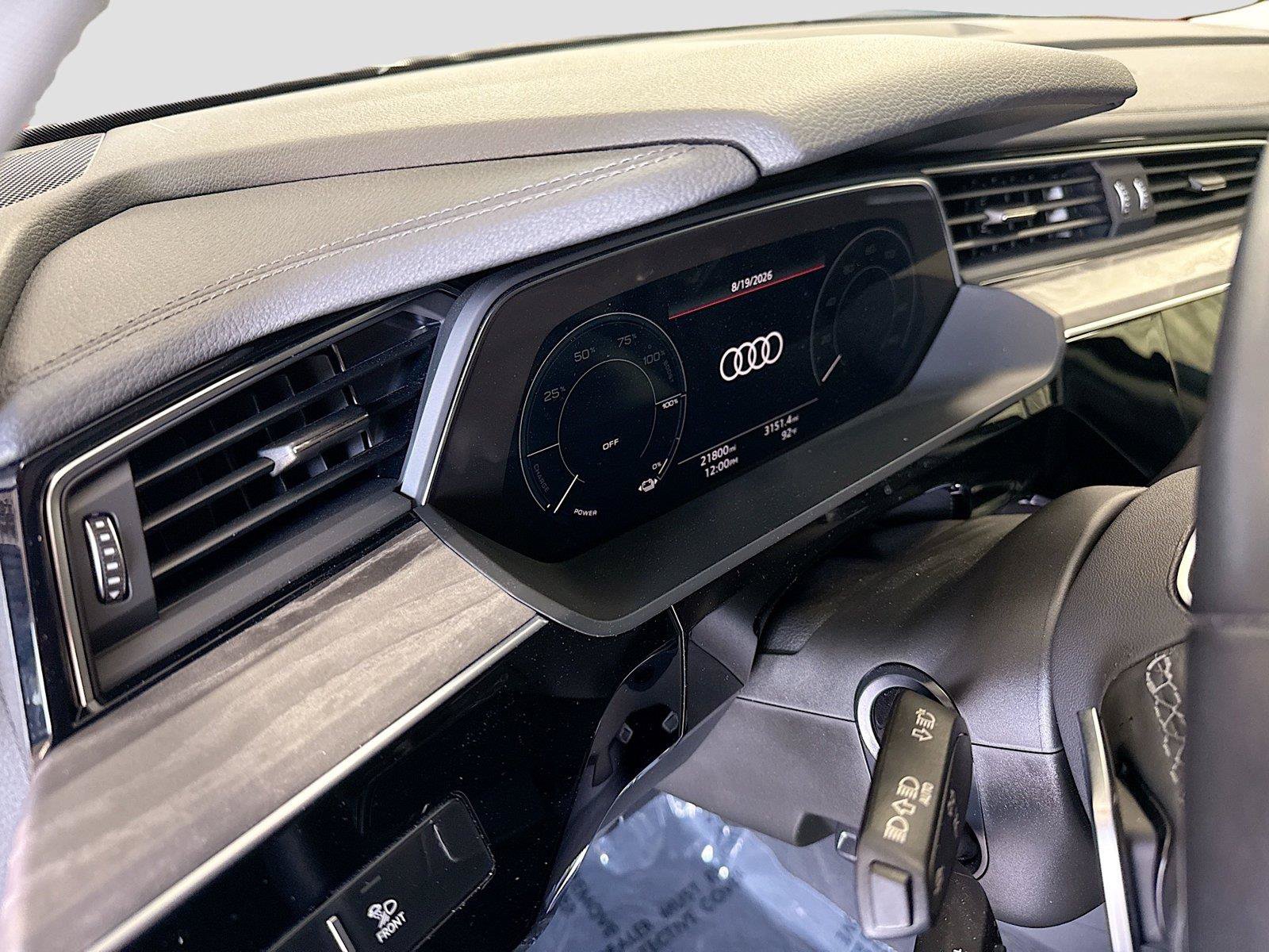 Certified 2024 Audi Q8 e-tron Premium Plus w/ Premium Plus Package AWD/4WD image 9