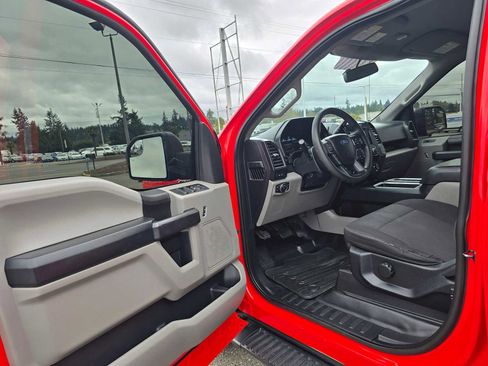 Used 2017 Ford F150 XL w/ Equipment Group 101A Mid image 18