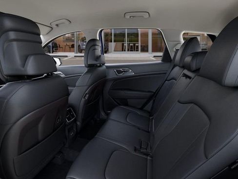 New 2026 Kia Sportage EX image 18