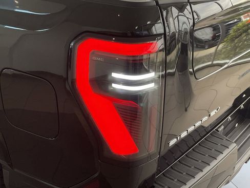 New 2025 GMC Sierra EV Denali image 7
