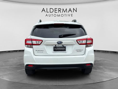Used 2017 Subaru Impreza 2.0i Limited AWD/4WD image 4