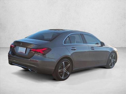 Used 2021 Mercedes-Benz A 220 image 5