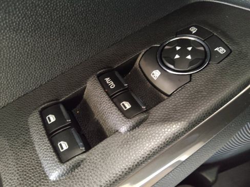 Used 2019 Ford EcoSport SE w/ SE Convenience Package FWD image 27