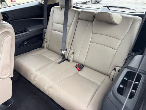 Used 2017 Honda Pilot Elite image 13