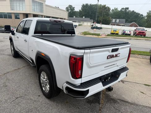 Used 2021 GMC Sierra 3500 Denali w/ Denali Ultimate Package AWD/4WD image 9