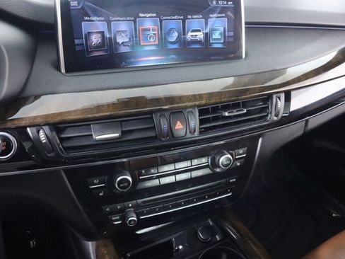 Used 2017 BMW X5 xDrive40e AWD/4WD image 14