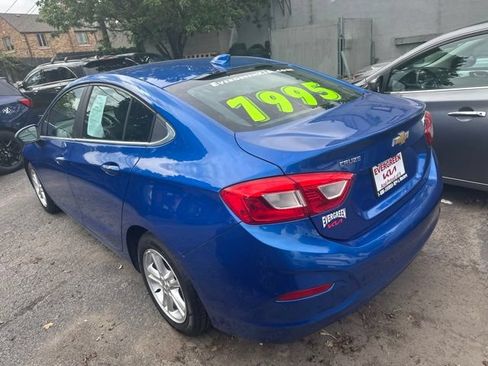Used 2016 Chevrolet Cruze LT w/ Sun And Sound Package FWD image 6